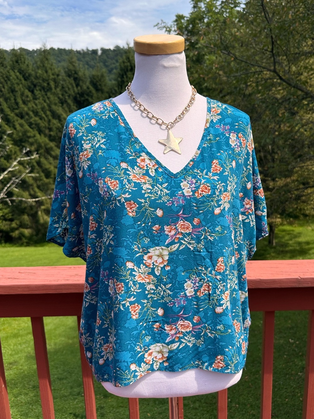 Natural Life Teal Floral V-Neck Short Sleeve BoxyTop